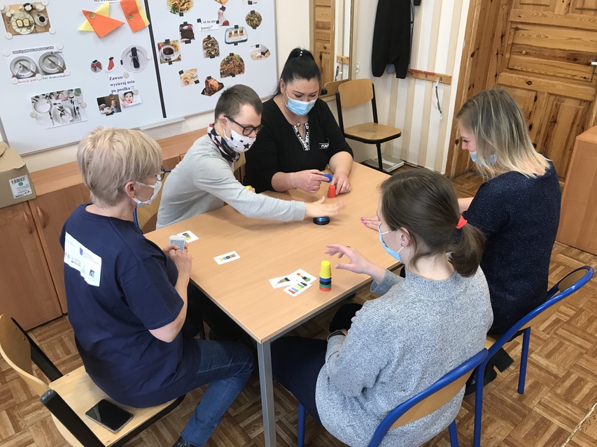 Elbląg Warsztaty gier pomocniczych dla osób niepełnosprawnych