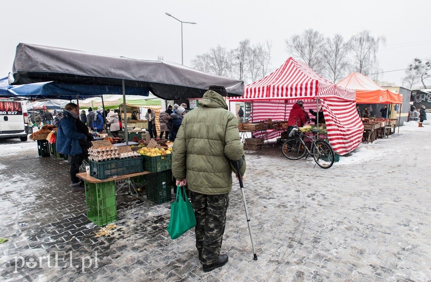 Miasto zwalnia targujących z opłaty dziennej. „Dobre chociaż i to” zdjęcie nr 235287