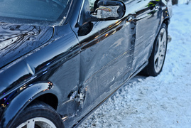 Zderzenie forda z jaguarem na ul. Browarnej