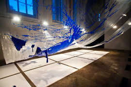 \"Kluczowa jest gra barw i doznanie przestrzeni\". Blumetrie cd. w Galerii EL