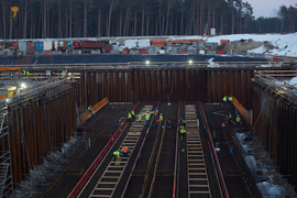 Na przekopie betonują śluzę