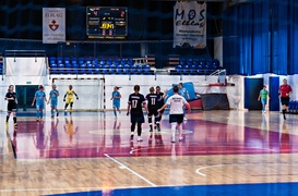 Hanza wygrywa z liderem