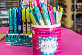 W hurtowni Jurex znajdziesz pomysły na kreatywne zabawy dla dzieci