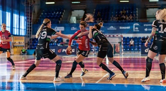 Start nie sprostał mistrzyniom