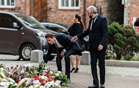 Ostatnie pożegnanie Jerzego Wilka. Obecni premier i prezes PiS