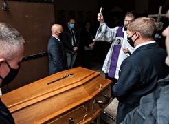 Ostatnie pożegnanie Jerzego Wilka. Obecni premier i prezes PiS