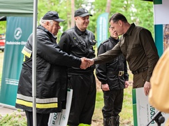 \"Tysiąc drzew na minutę\"