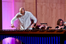 Batuta, marimba i muzyczny egzamin