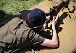 Uczniowie na szkoleniu u terytorialsów