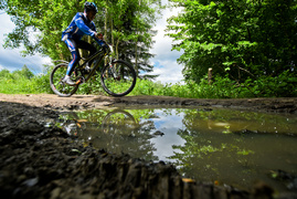 Rowerowe ściganie w Bażantarni