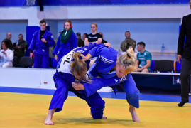 Żołnierze w judogach