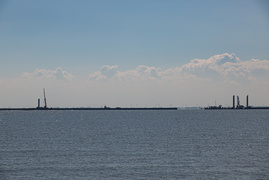 Prace kafarowe na sztucznej wyspie na finiszu