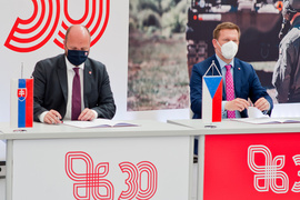V4, czyli ministrowie obrony w Elblągu