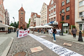 \"Ręce precz od Polski\". Happening na Starym Mieście