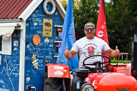 Ursusem przez świat. Przez Elbląg też