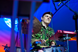 Kuchnia fusion na dźwiękowej fali