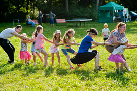 Biesiadowali na polanie w Bażantarni
