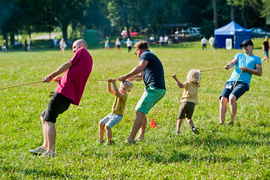 Biesiadowali na polanie w Bażantarni