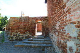 Zabytkowe mury odzyskują blask