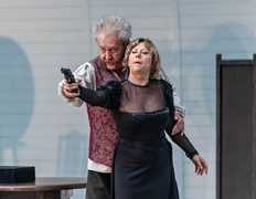 Niedźwiedź się oświadczył