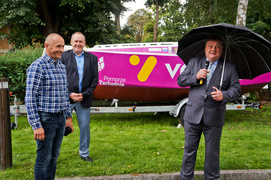 Płyń po morzach i oceanach...