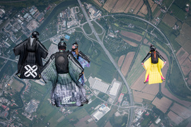 Zobacz podniebny rekord świata oczami skoczka