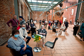 Dwie wystawy z pamięcią w tle