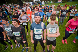 Pobiegli dla chorej Mai