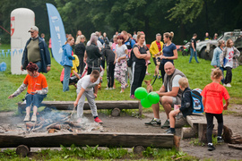 Pobiegli dla chorej Mai