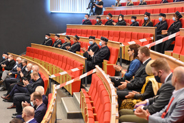 „Dobrze jest rozpocząć rok akademicki w sposób stacjonarny”