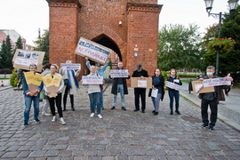 \"Milczenie jest zgodą na taką sytuację\"