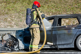 BMW spłonęło na S7