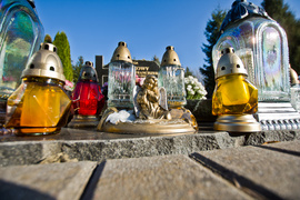 Elblążanie odwiedzają groby bliskich