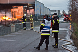 Gigantyczny pożar w Gronowie Górnym. Sytuacja jest już opanowana  (aktualizacja) 