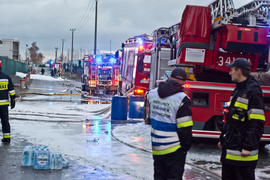 Gigantyczny pożar w Gronowie Górnym. Sytuacja jest już opanowana  (aktualizacja) 