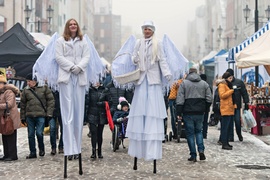 Mikołaj, stragany, koncerty. Trwają Świąteczne Spotkania Elblążan