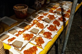 „Nie jesteś sam”, czyli wigilia na placu Dworcowym