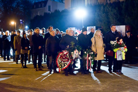 Jesteśmy to winni ofiarom tamtych dni...