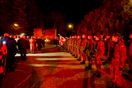 Jesteśmy to winni ofiarom tamtych dni...