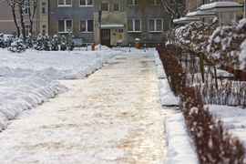 Czytelnicy: „Ktoś w tym mieście odśnieża?\"