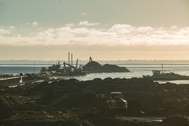 Prawie trzy tysiące osób buduje przekop