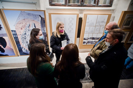 Wystawa z odrobiną (studenckiego) szaleństwa