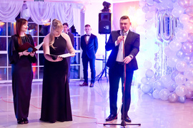 Obok Plastyka – studniówka \"Plastyka\"