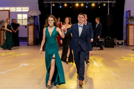 Studniówka ZST: Idziemy na żywioł