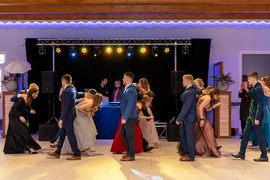 Studniówka ZST: Idziemy na żywioł