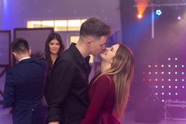 Studniówka ZST: Idziemy na żywioł