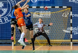 Mistrzynie pokonały Start