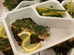 Mniam Mniam Fit – dietetyczny catering pudełkowy na dowóz w Elblągu inny niż wszystkie