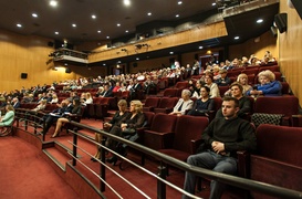 Aleksandry rozdane, czyli teatr jak wspólnota