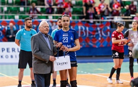 Zacięty mecz z wicemistrzyniami